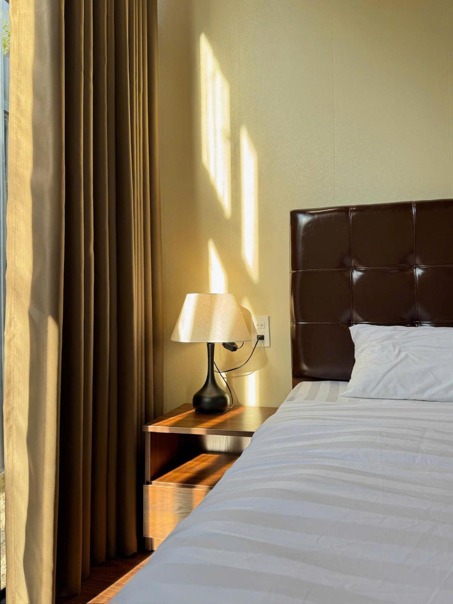 Q Garden Homestay Ха Тени Екстериор снимка